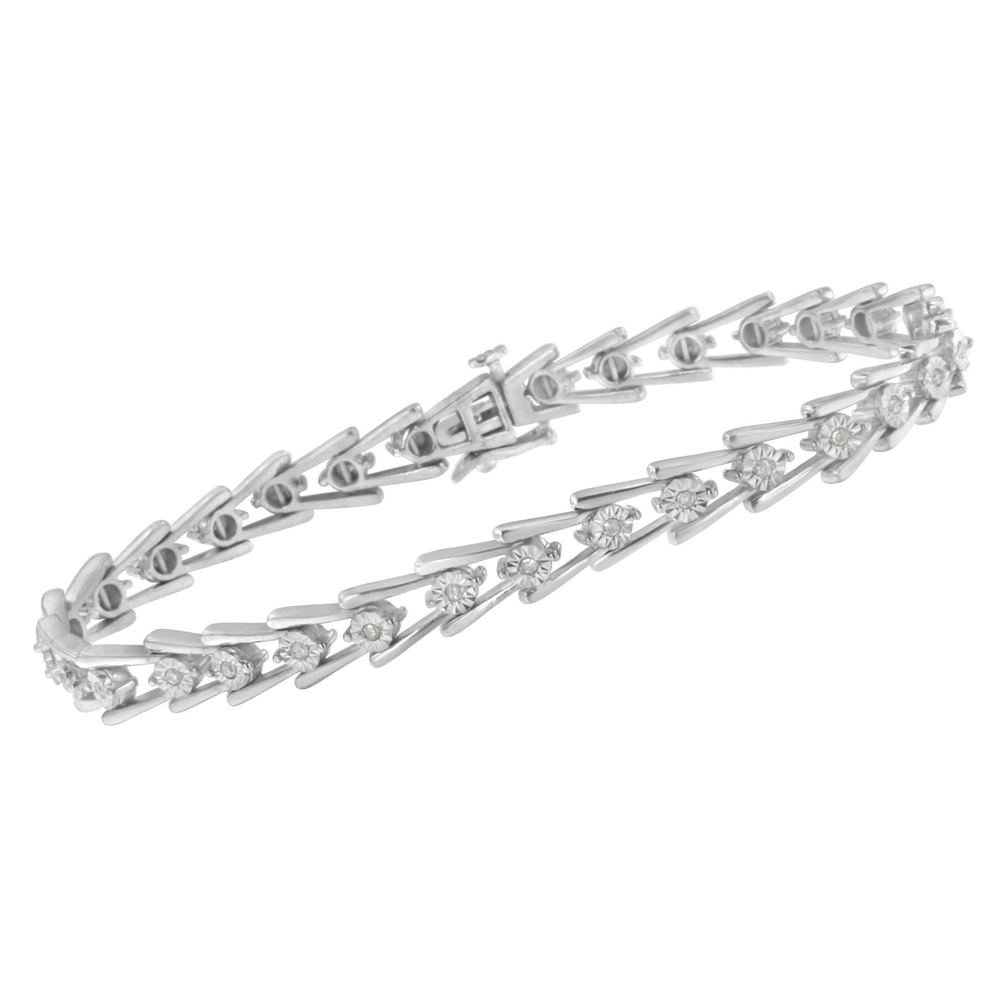 .925 Sterling Silver 1/4 cttw Miracle Set Diamond Sleek and Open "V"Bracelet