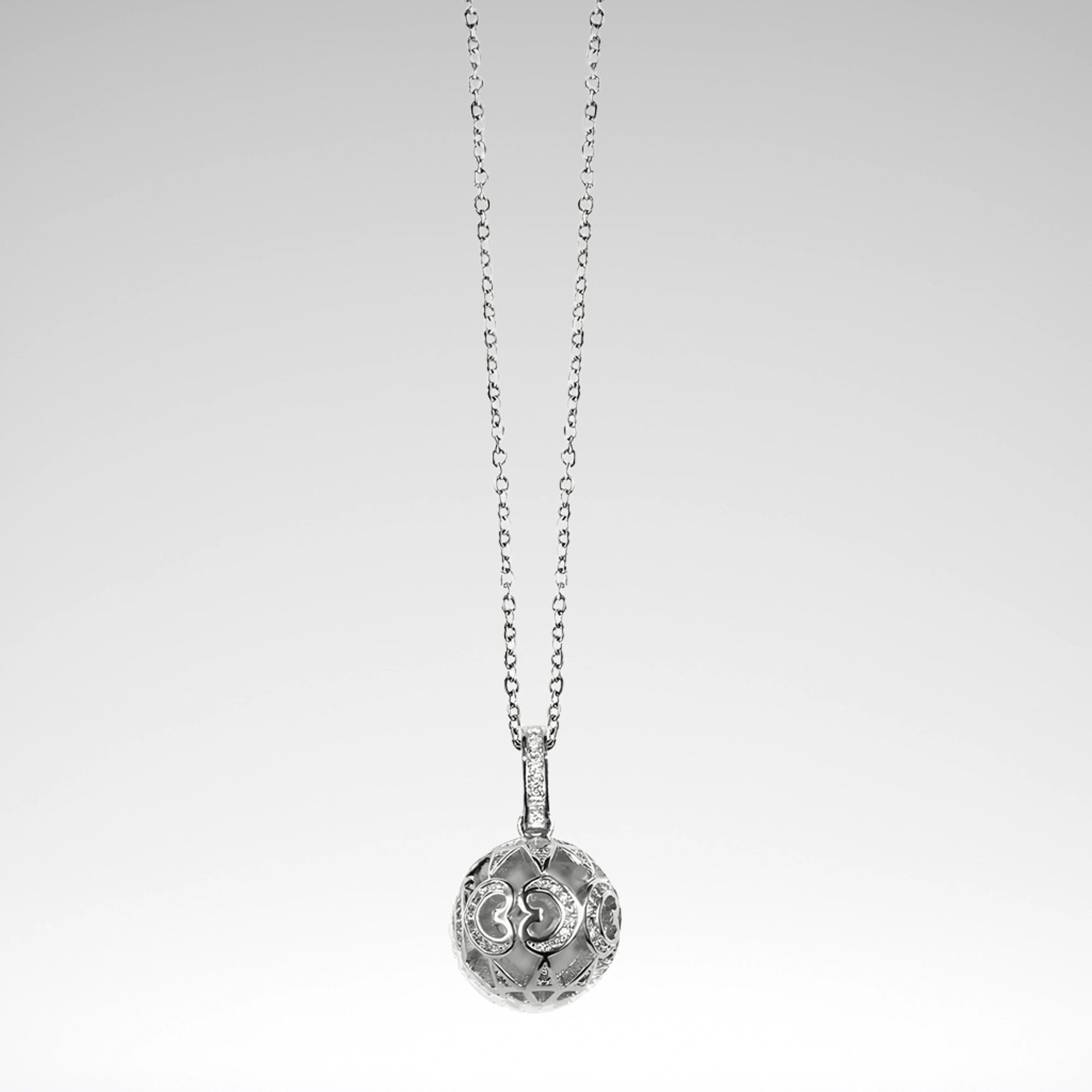 Explorer Pendant Necklace