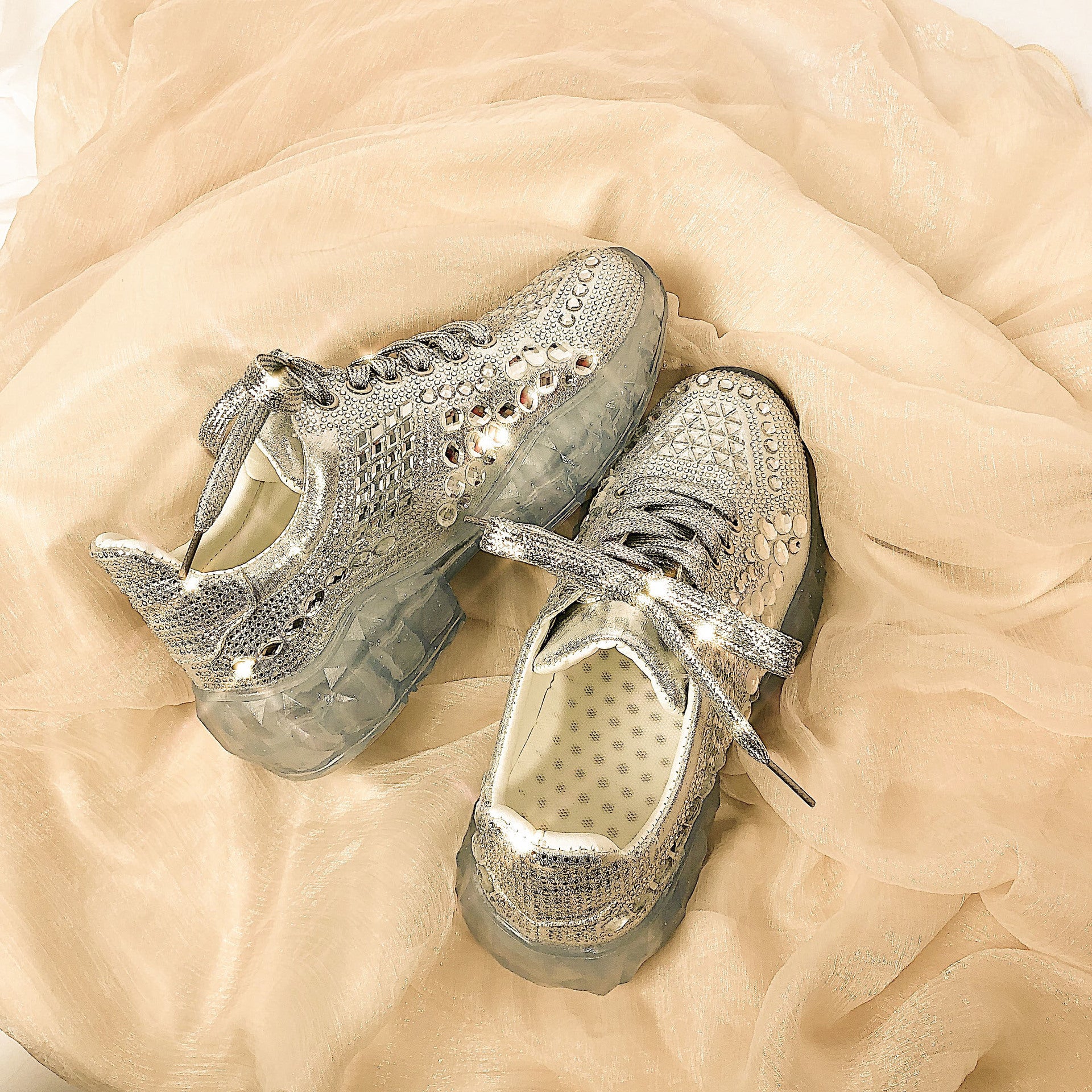 Women's Fashionable Rhinestone Casual Sneakers