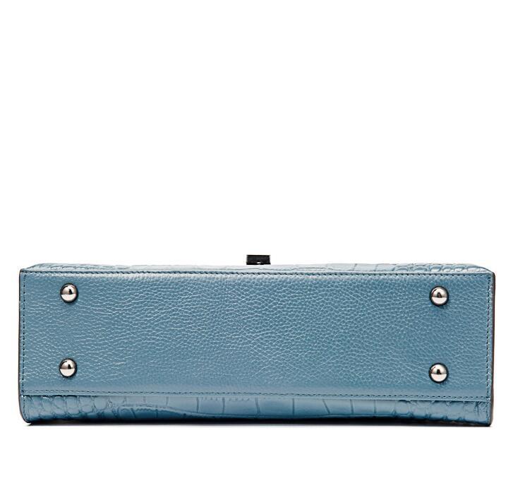 Women's Spacious Leather Shoulder Bag